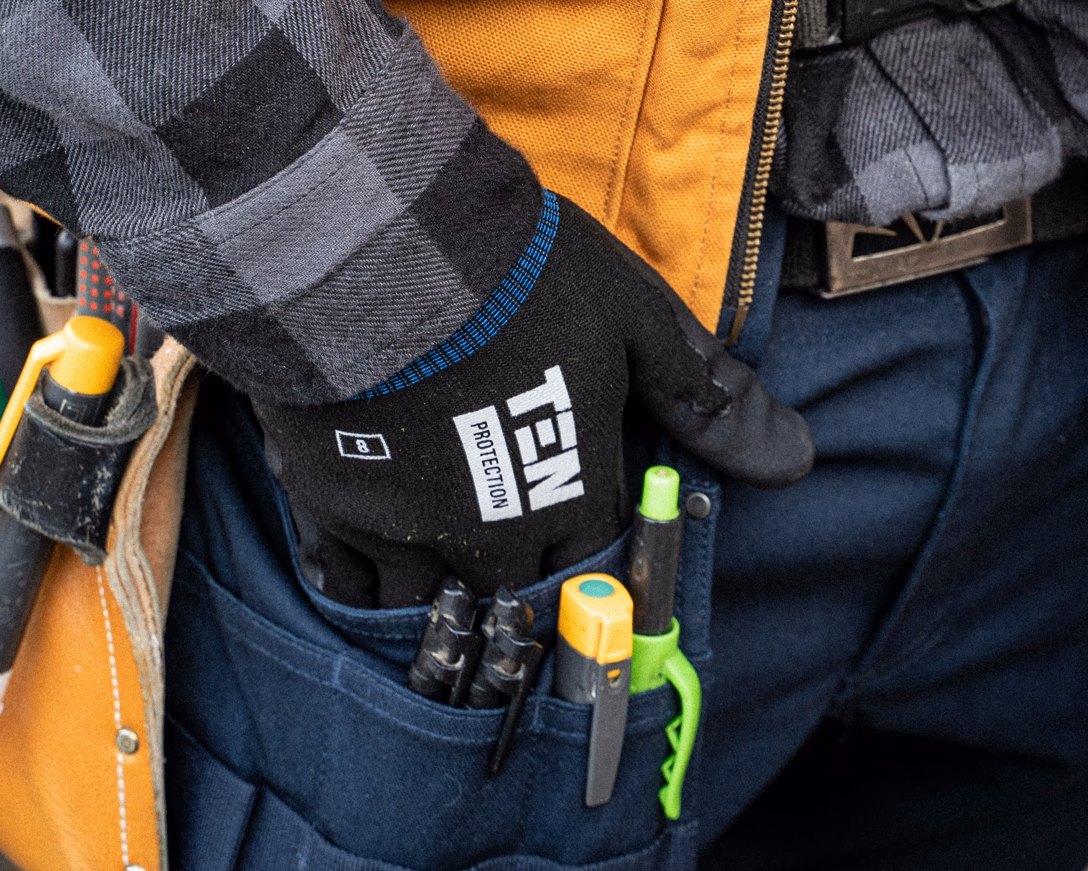 image of maintenance service team at work (for a property management company)